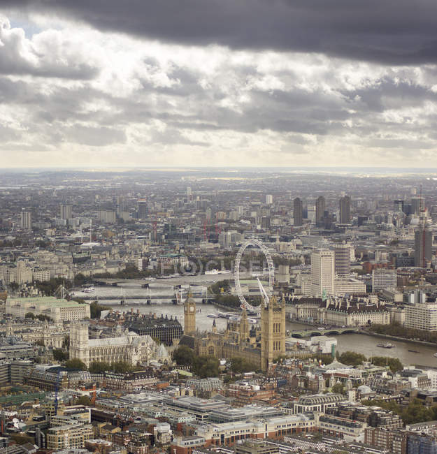 Aerial view of city with London Eye — Stock Photo