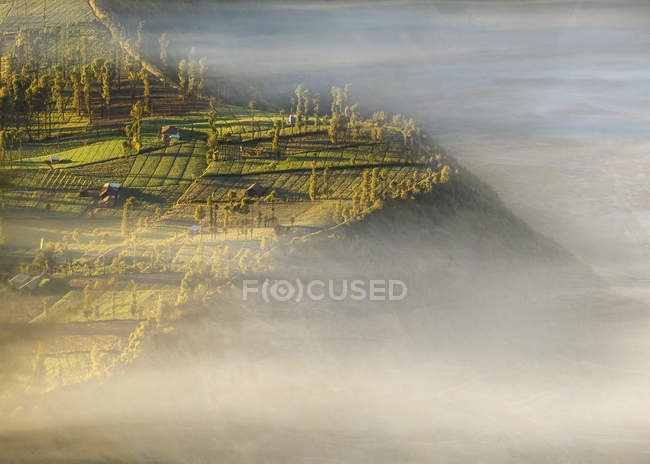 Pueblo de montaña, Indonesia - foto de stock
