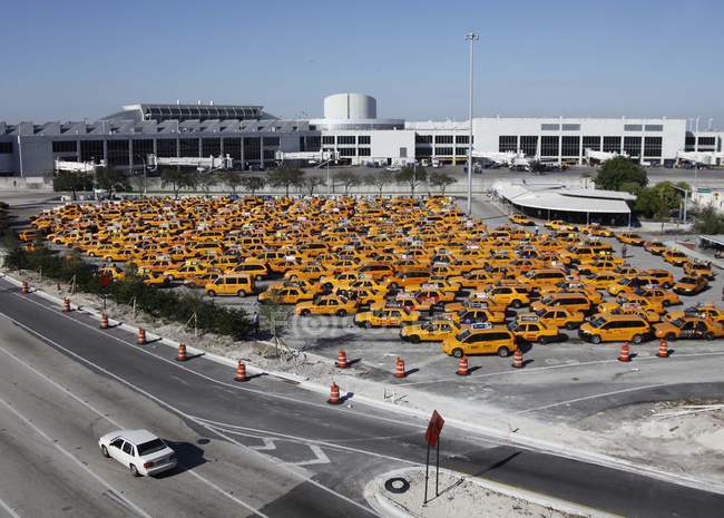 Miami, taxi vom flughafen — Stockfoto