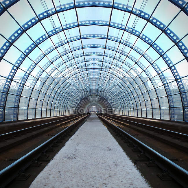 Train station tunnel — Stock Photo