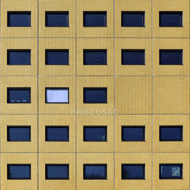 Patrón de ventanas modernas - foto de stock