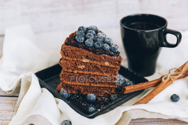 Chocolate sweet cake with blueberries — Stock Photo