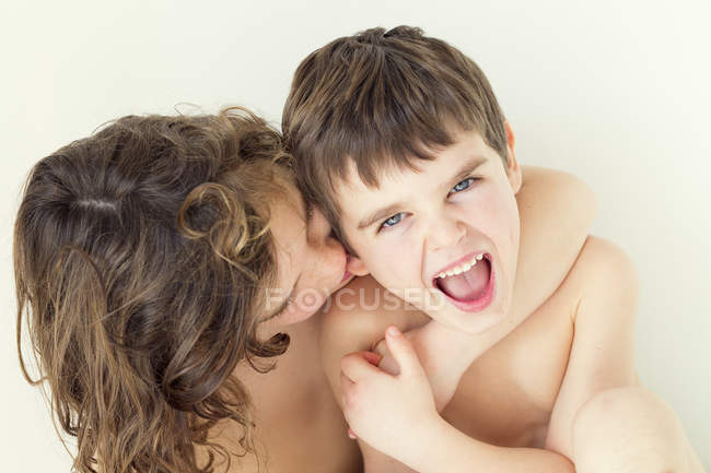 Brother and sister playing — Stock Photo