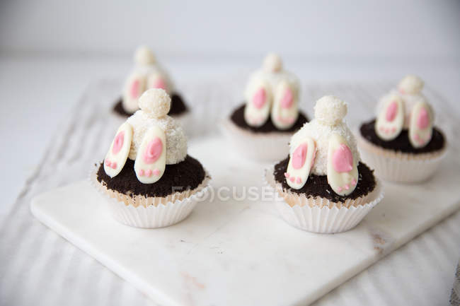 Cupcakes de cola de conejo - foto de stock