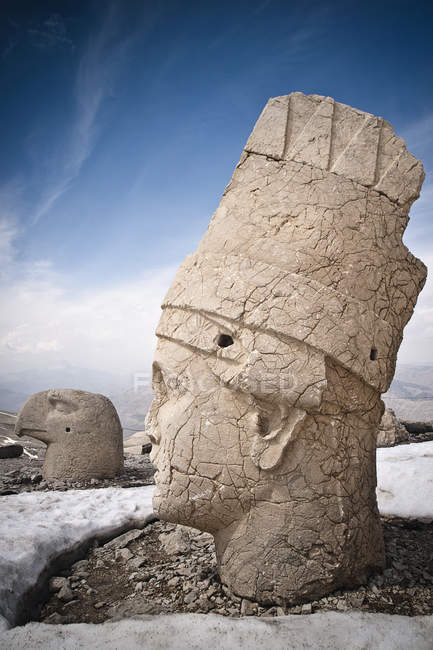 Різьбленням по каменю на Nemrut Dagi — стокове фото