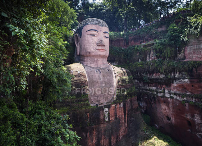 Giant Buddha statue — Stock Photo