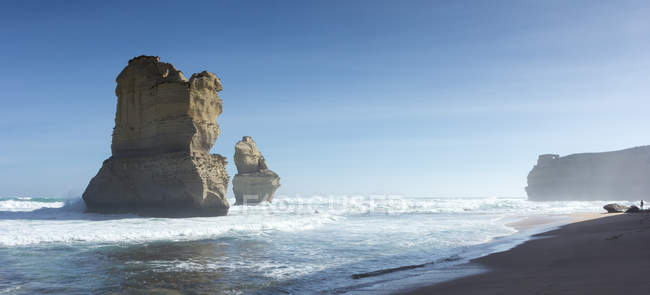 Formação de rochas no mar, Princetown, Victoria, Austrália — Fotografia de Stock