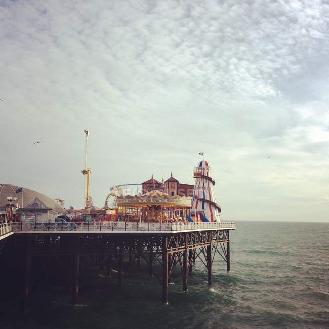 Brighton Pier Fairground, Reino Unido, Inglaterra, East Sussex, Brighton - foto de stock