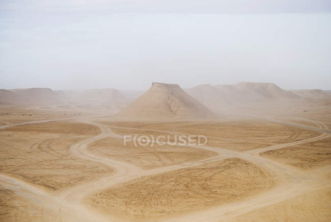 Vue panoramique du paysage désertique, Tozeur, Tunisie — Photo de stock