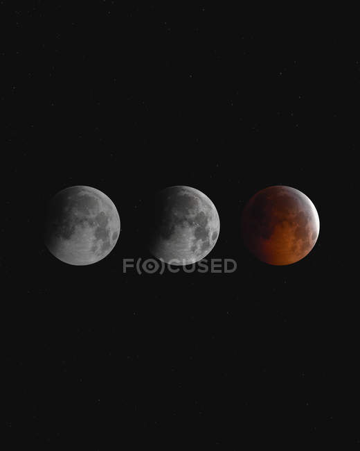 Кровавое лунное затмение в ночное время, черный фон — Скайп, Луна - Stock Photo