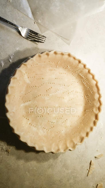Overhead view of Unbaked Pie Crust — Stock Photo