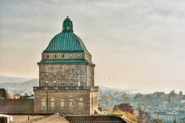Vista panoramica della Cupola dell'edificio principale, Università di Zurigo, Svizzera — Foto stock