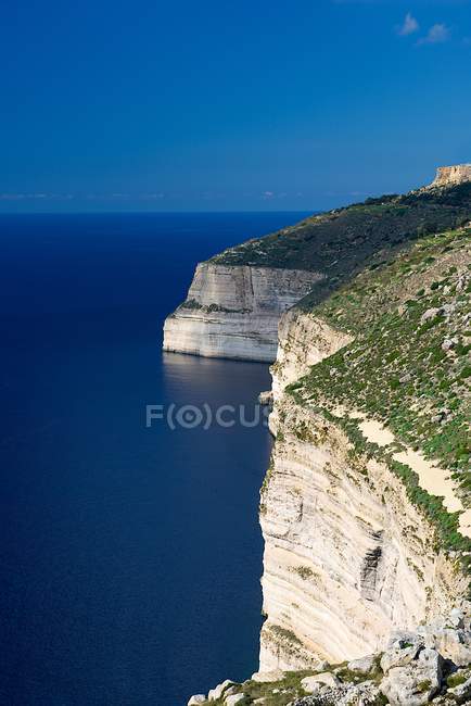 Vista panorâmica da costa maltesa, Dingli Cliffs, Malta — Fotografia de Stock
