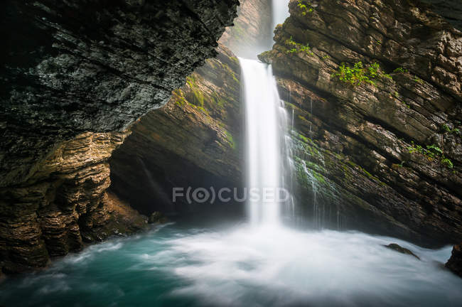 Magestic view of fascinating Thur waterfall, Skt Gallen, Швейцария — стоковое фото