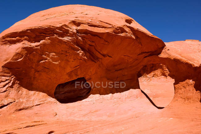 Vista panoramica di casa quadrata arco formazione rocciosa, Mystery Valley, Arizona, America, Stati Uniti d'America — Foto stock