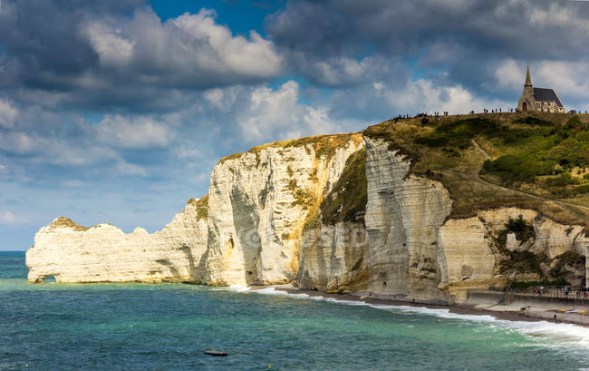 Malerischer Blick auf Klippen und Küste, Normandie, Frankreich — Stockfoto
