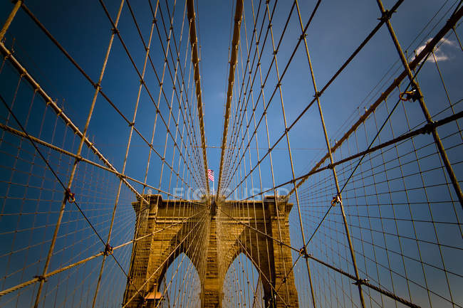 Low angle view of the Brooklyn Bridge, New York, USA — Stock Photo