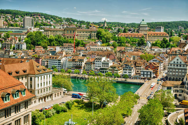 Scenic view of city skyline, Zurich, Switzerland — Stock Photo