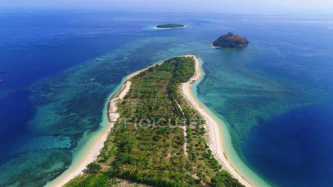 Vue aérienne de la plage de Sekotong, West Nusa Tenggara, indonésienne — Photo de stock