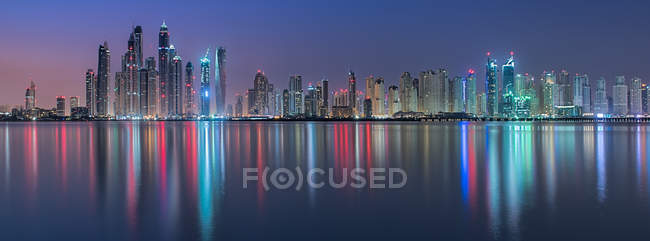 Scenic view of Dubai panorama at night, UAE — Stock Photo