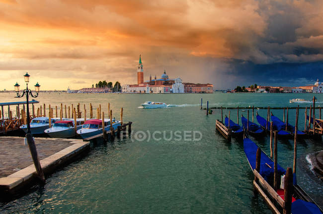 Atmosfera vista isola di San Giorgio Maggiore, Venezia — Foto stock