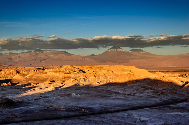 Vue panoramique sur la Valle de la Luna, désert d'Atacama, Chili — Photo de stock