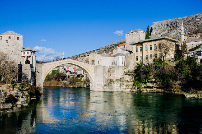 Vista panoramica del paesaggio urbano di Mostar, Bosnia-Erzegovina — Foto stock