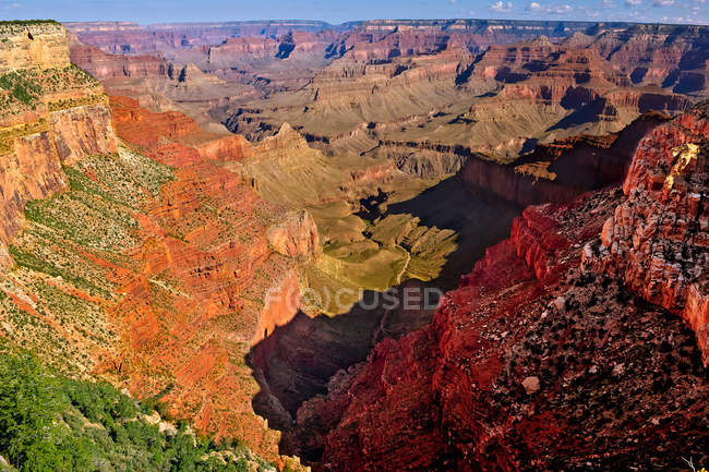Мальовничий вид на безодні Гранд-Каньйон в Арізоні, США — стокове фото