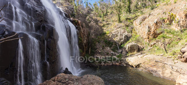 Beautiful fascinating MacKenzie waterfall, Victoria, Australia — Stock Photo
