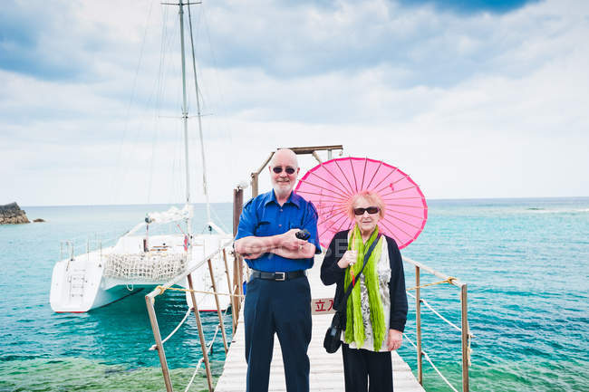 Portrait of a mature couple by the sea, Okinawa, Japan — Stock Photo