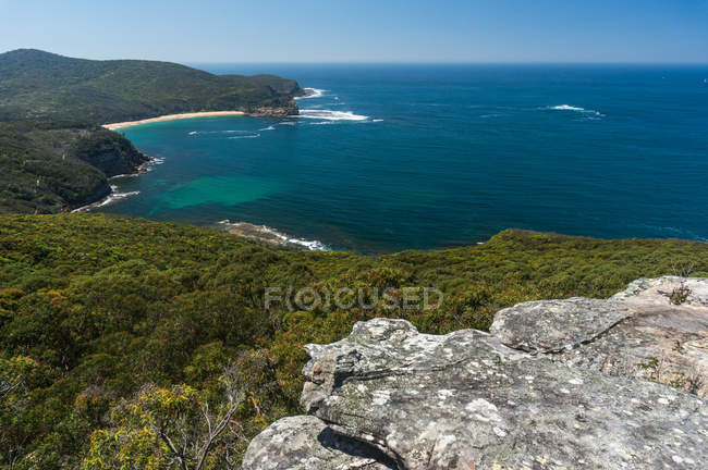 Vue panoramique sur la côte de la baie Maitland, parc national Bouddi, NSW, Australie — Photo de stock