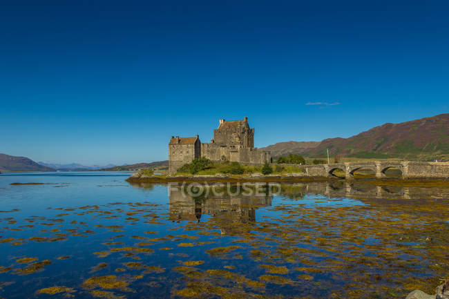 Vista panorâmica do Castelo de Eilean Donan, Escócia, Reino Unido — Fotografia de Stock