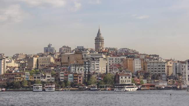 Scenic view of Galata Tower from other side of Bosphorous, Istanbul, Turkey — Stock Photo