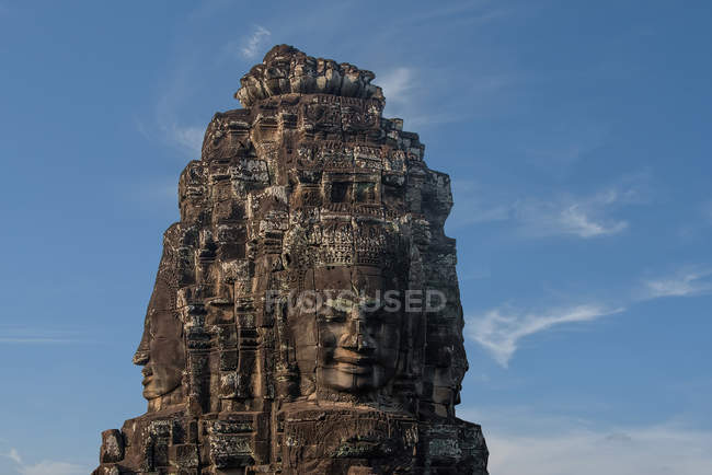Vista panorámica del templo de Bayon, Siem Reap, Angkor, Camboya - foto de stock