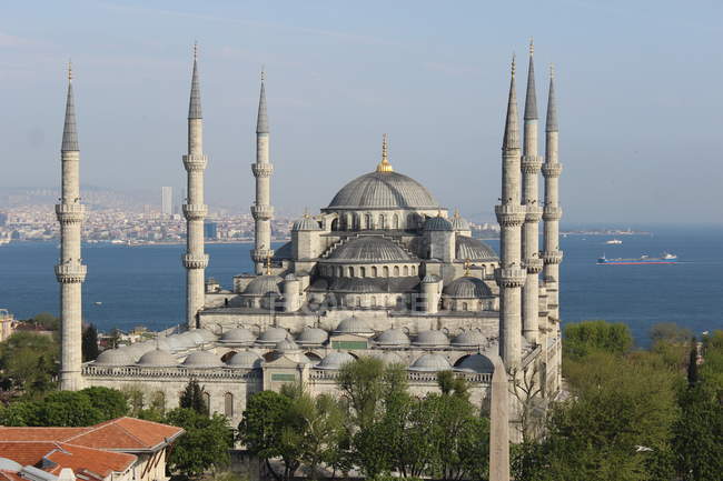 Turquía, Estambul, vista panorámica de la Mezquita Azul - foto de stock