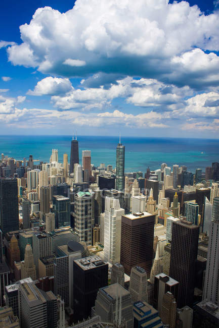 Vista aérea del paisaje urbano, Estados Unidos, Illinois, Chicago - foto de stock