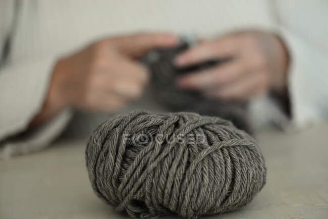 Close-up of a woman knitting — Stock Photo