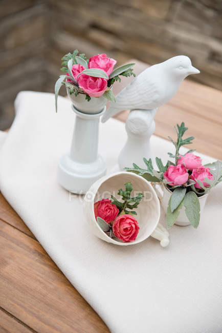 Vista de close-up de ornamentos em um altar de casamento — Fotografia de Stock