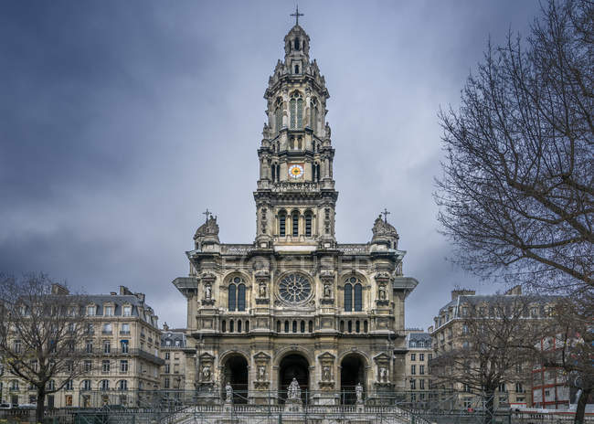 Iglesia católica barroca, Ile-de-France, París, Francia - foto de stock