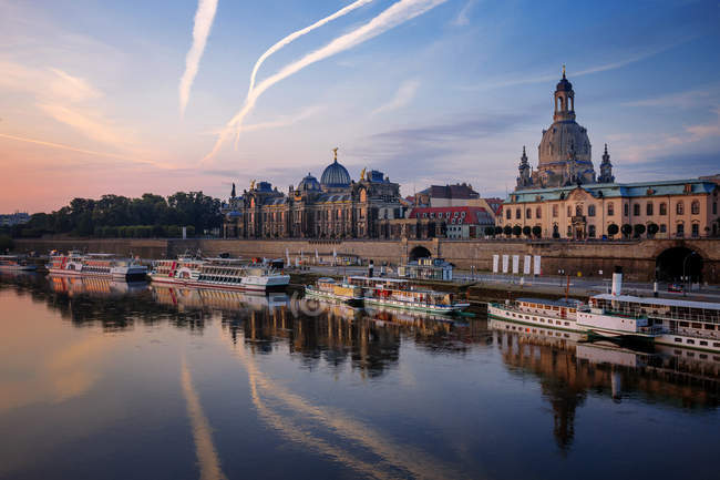 Vue panoramique de l'église Notre-Dame de Dresde, Allemagne — Photo de stock