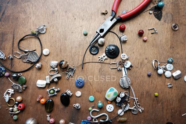 Closeup view of Work bench of a jewelry designer — Stock Photo