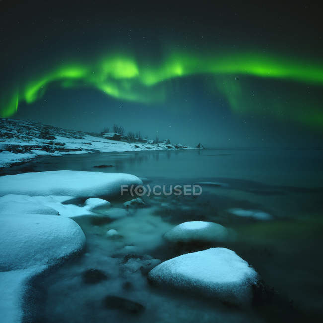 Scenic view of majestic Northern lights, Lofoten, Norway — Stock Photo