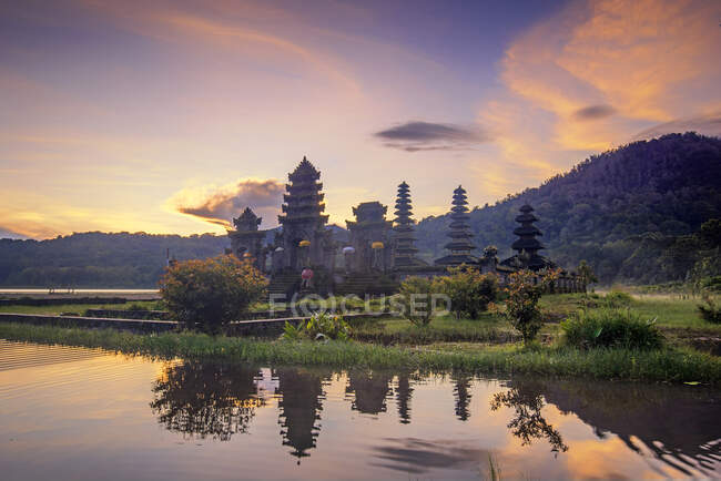Pura Ulun Danu Beratan, Bali, Indonésia — Fotografia de Stock