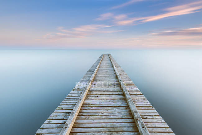 Scenic view of Wooden jetty, Venice, Italy — Stock Photo