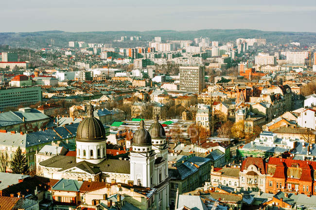 Vista panorâmica da cidade skyline, Lviv, Ucrânia — Fotografia de Stock