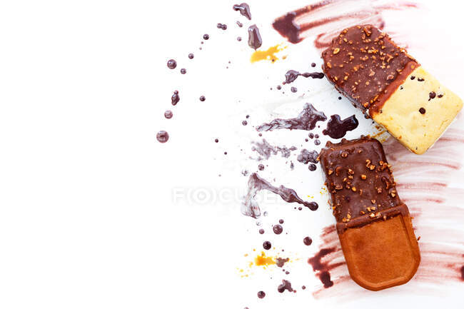 Ice Cream Sandwiches and melted ice-cream — Stock Photo