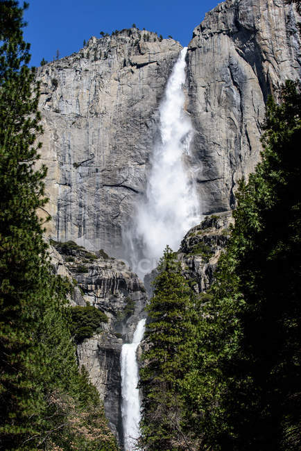 Vista panoramica delle Yosemite Falls, Yosemite National Park, California, America, USA — Foto stock
