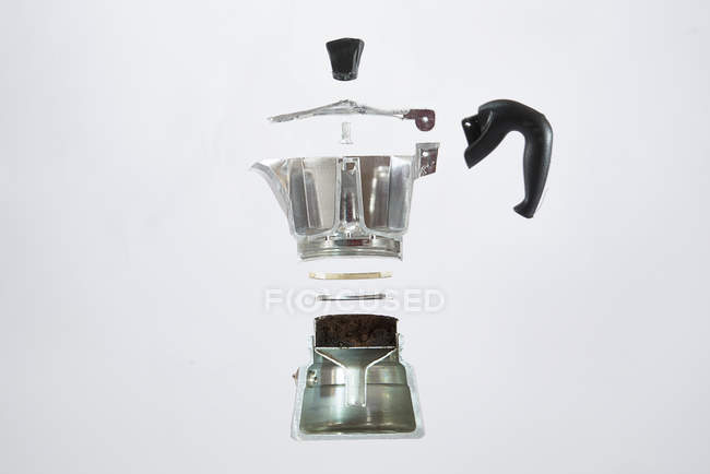 Strati di sezione trasversale di una caffettiera espresso — Foto stock