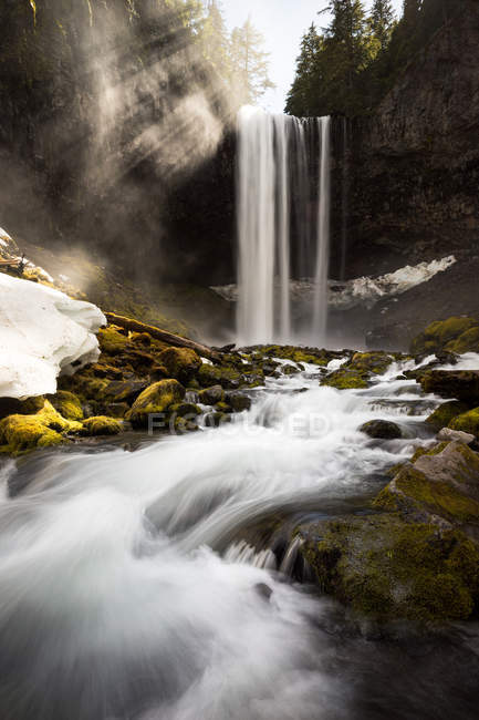 Scenic view of Tamanawas Falls, Hood River, Oregon, America, USA — Stock Photo