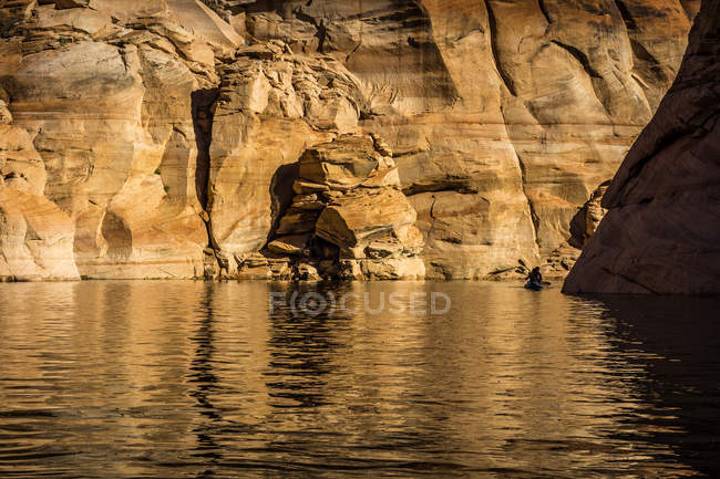 Two people Kayaking, Antelope Creek, Lake Powell, Page, Arizona, America, USA — Stock Photo